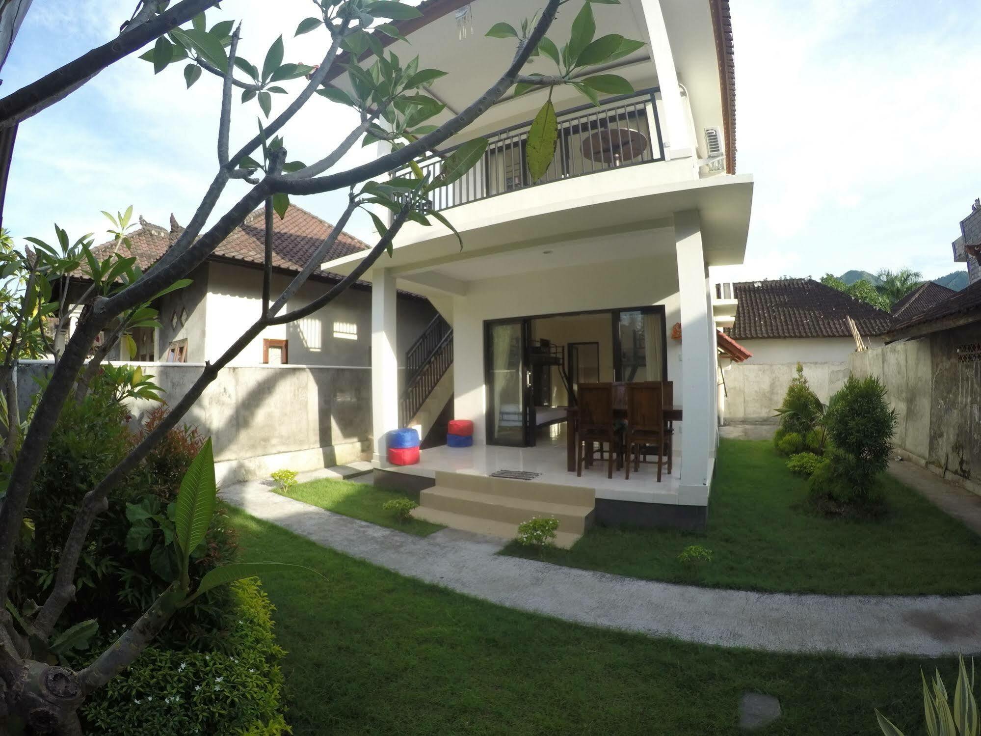 Auberge de jeunesse Bali Fab Dive Center à Amed Extérieur photo