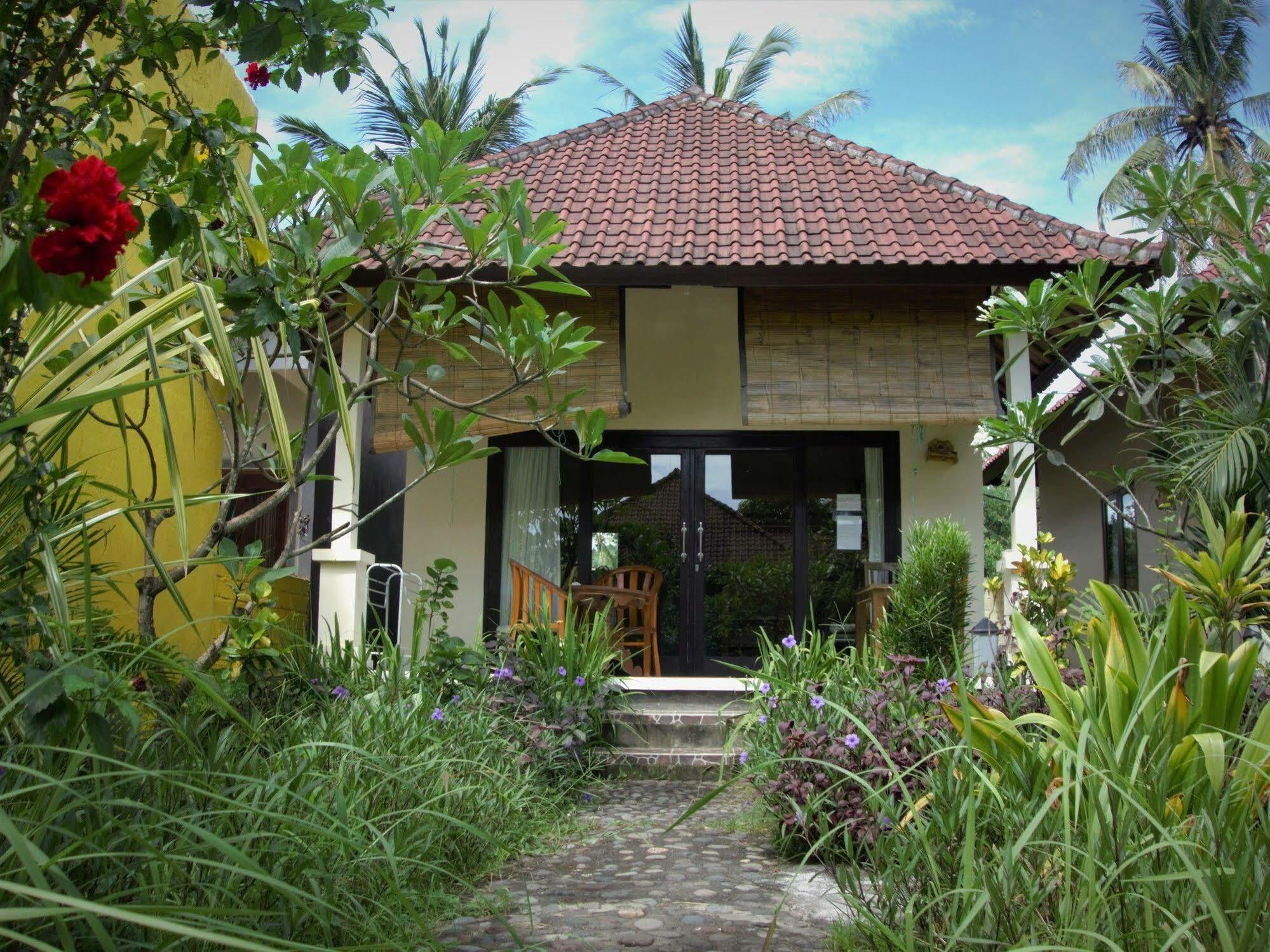 Auberge de jeunesse Bali Fab Dive Center à Amed Extérieur photo