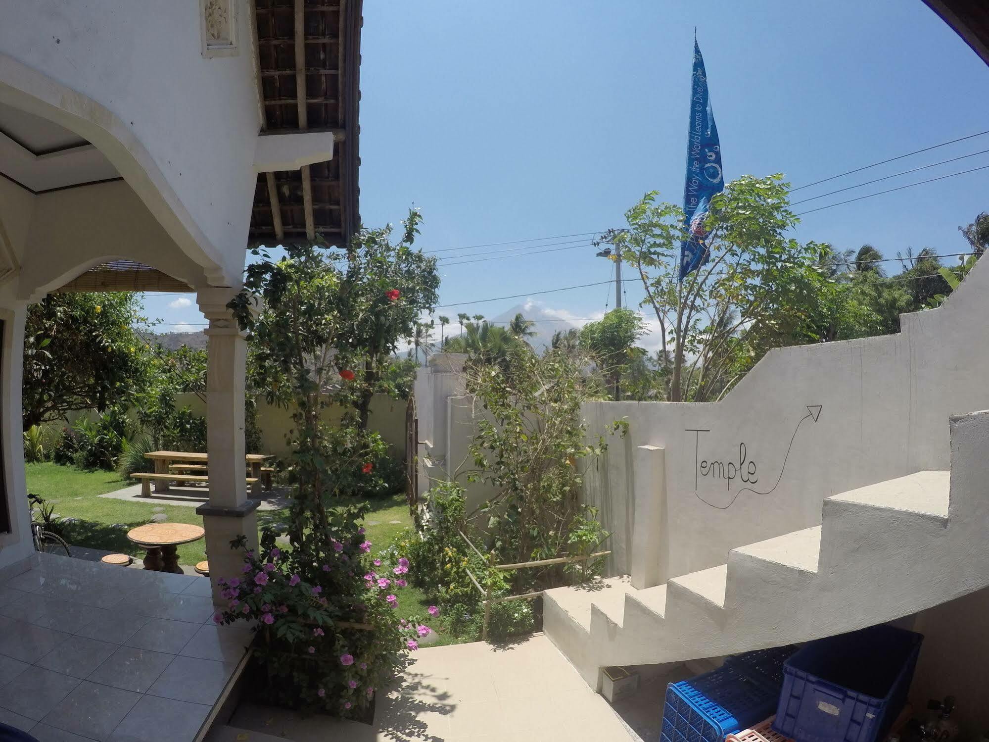 Auberge de jeunesse Bali Fab Dive Center à Amed Extérieur photo