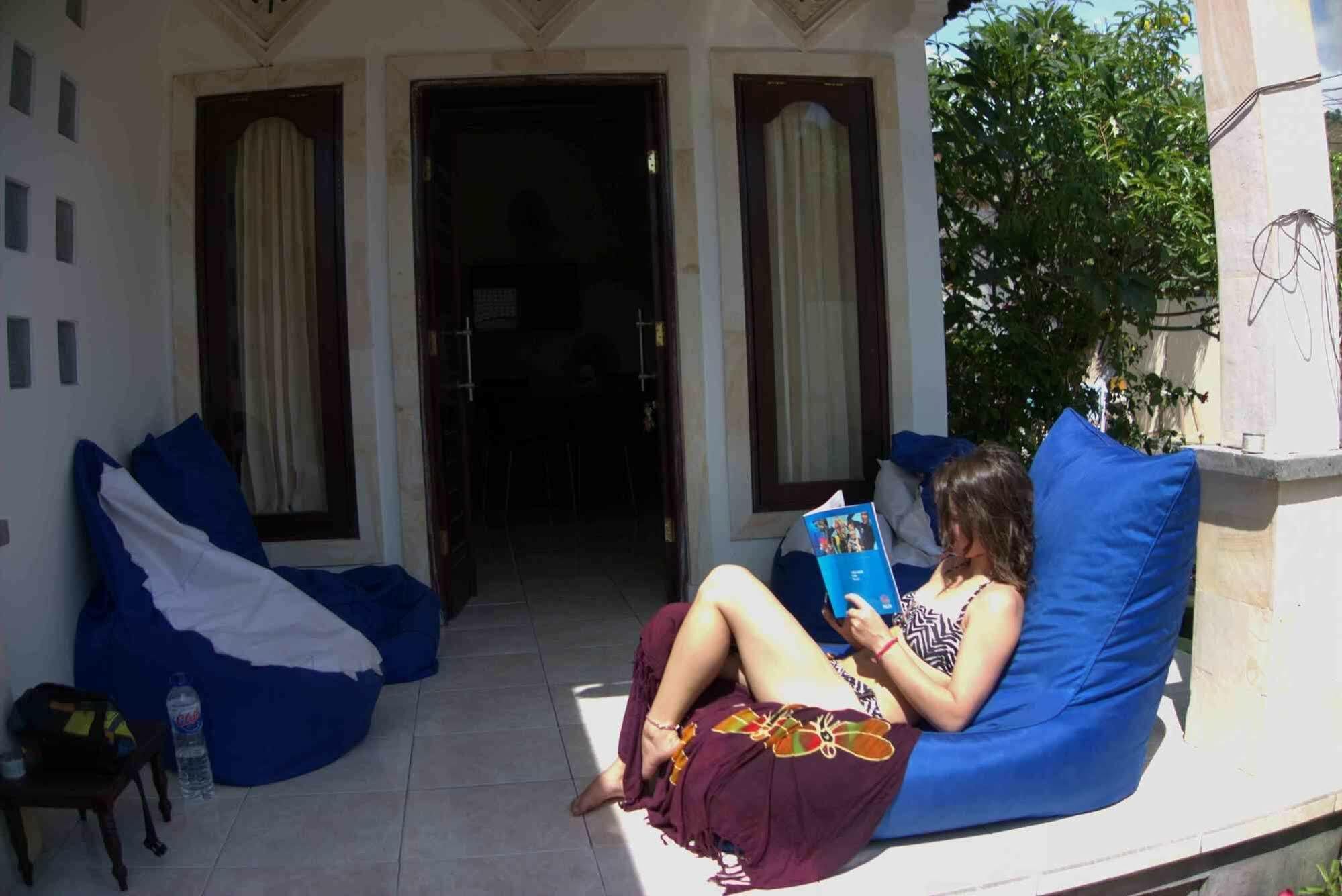 Auberge de jeunesse Bali Fab Dive Center à Amed Extérieur photo